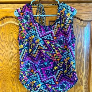 Day trip Spring Top w/ open back